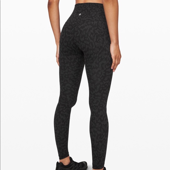 Lululemon’s Align pant 28” leggings - Picture 3 of 7